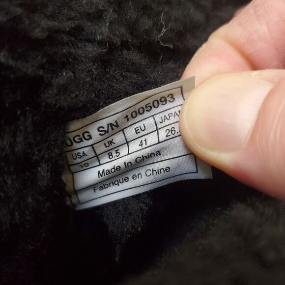 Ugg Leather Classic Short Water Resistant Boot Sz 10 - Picture 14 of 15